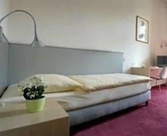 Art Hotel Royal Karlsruhe Ngoại thất bức ảnh